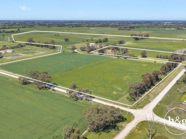 Cottage for sale in Wyuna, Shire of Campaspe