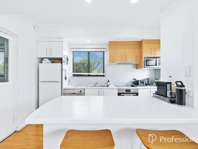 House for rent in High Wycombe, Western Australia