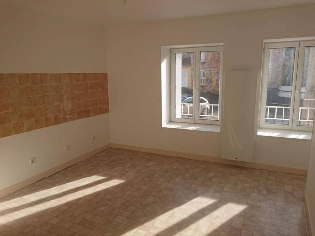 Appartement location à Cours-la-Ville, Cours
