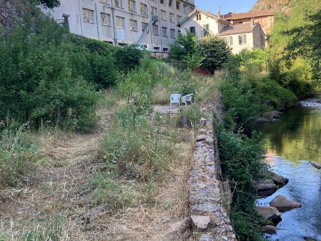 Appartement location à Le Sauzet-Ouest, Montolieu