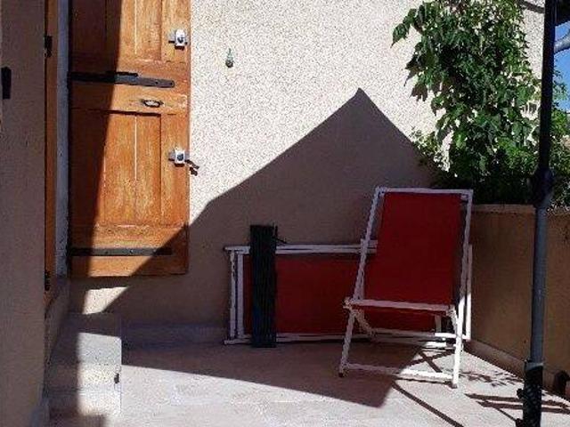 Appartement location à Saint-Martin-de-Castillon, Vaucluse