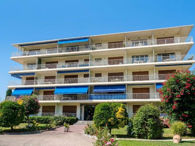 Studio location à Centre Ville, Antibes