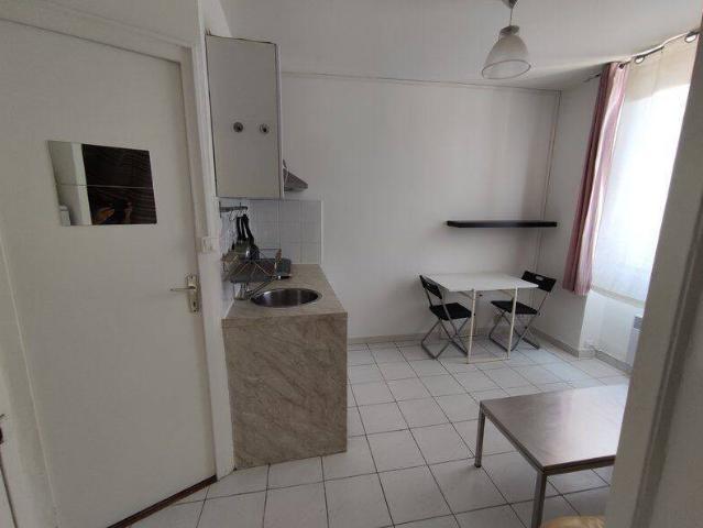 Studio location à Le Chapitre, Marseille