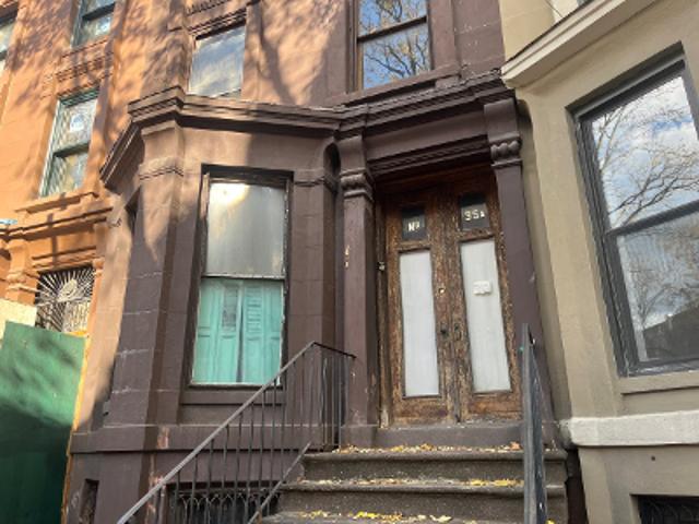 House for sale in Arverne, New York