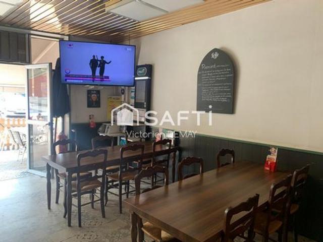 Local Commercial vente à Villefranche-sur-Saône, Rhône