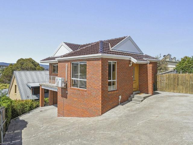 Villa for sale in Hobart, Tasmania