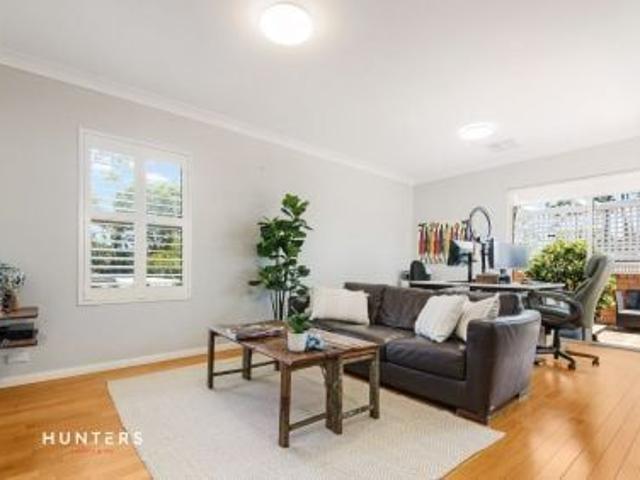 Townhouse for rent in Sydney, New South Wales