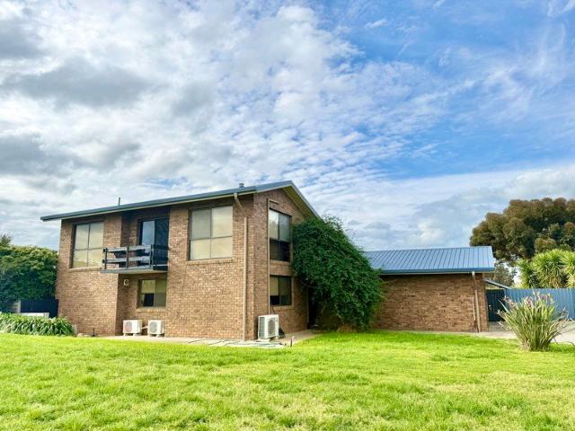 House for sale in Deniliquin, New South Wales
