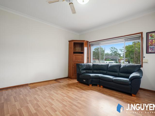 House for sale in Mount Pritchard