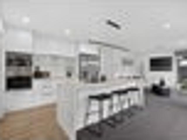 House for sale in Chaslands, Canterbury