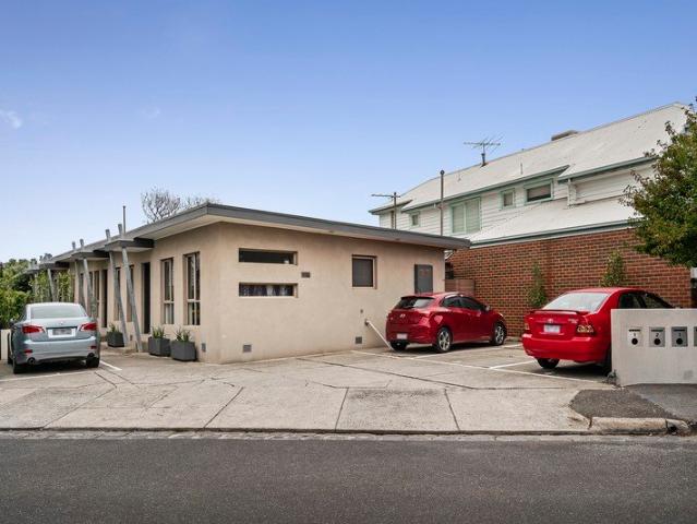 Flat for sale in Camerons Creek, Victoria