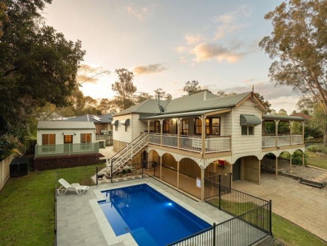 House for sale in College Park, Greater Brisbane