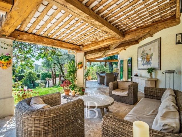 Maison vente à Grasse, Opio