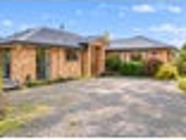 House for sale in Canterbury