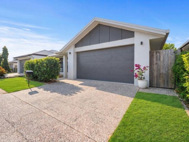 House for sale in Smithfield, Queensland