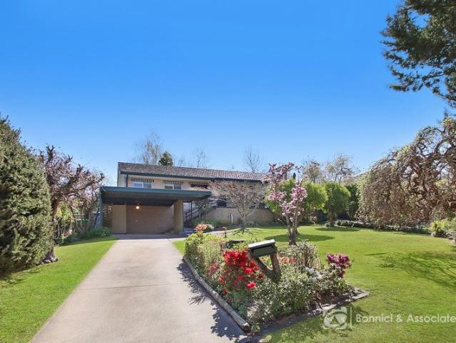 House for sale in Yackandandah