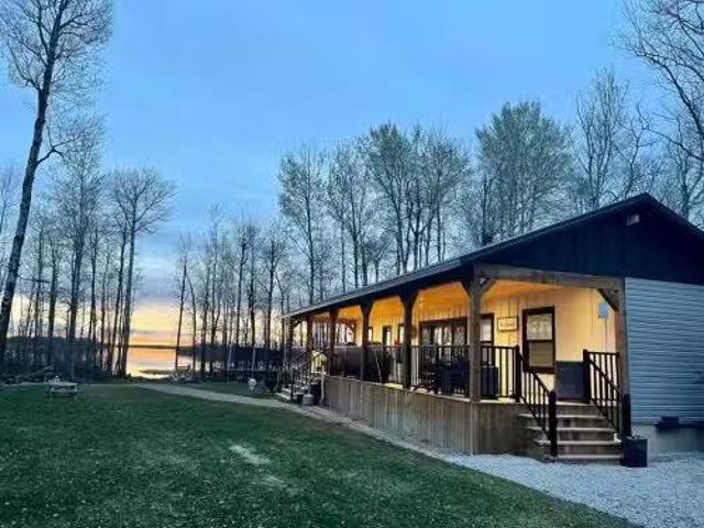 House for sale in Alberta