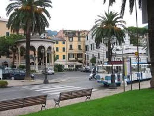 Villa Indipendente in affitto a Centro Est, Serra Riccò
