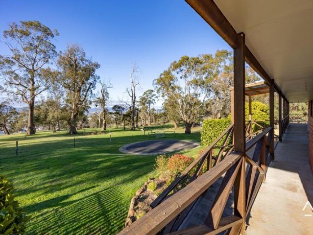 House for rent in Devon Hills, Tasmania