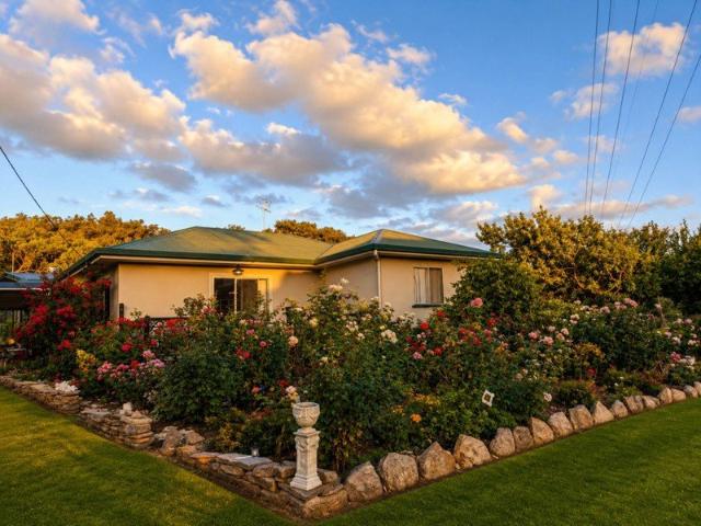 Acreage for sale in Wyberba, Queensland