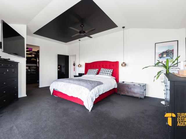 Cottage for sale in Baskerville, Western Australia