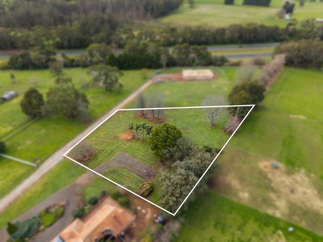 Land for sale in Drouin, Victoria