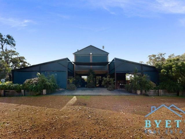 Cottage for sale in Birchmont, Shire of Murray