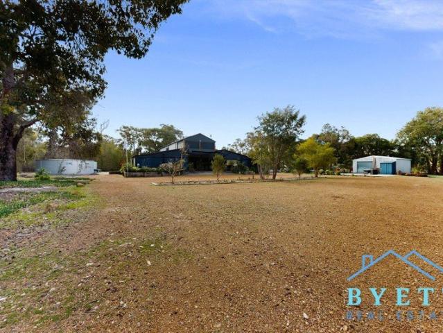 Cottage for sale in Birchmont, Western Australia