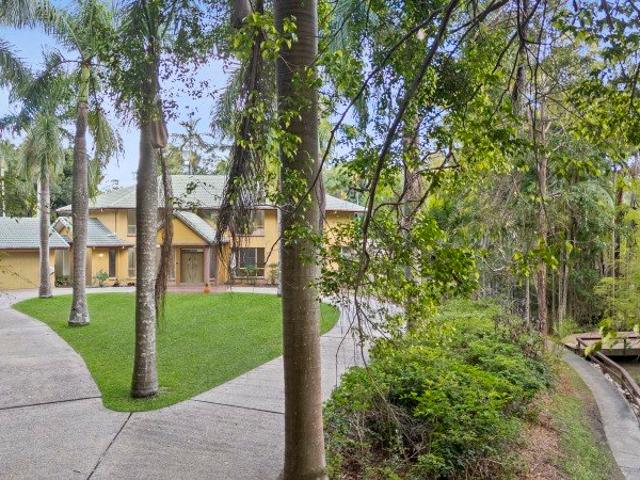 Cottage for sale in Toombul, Queensland