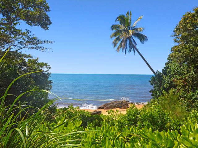 House for sale in Flying Fish Point, Queensland