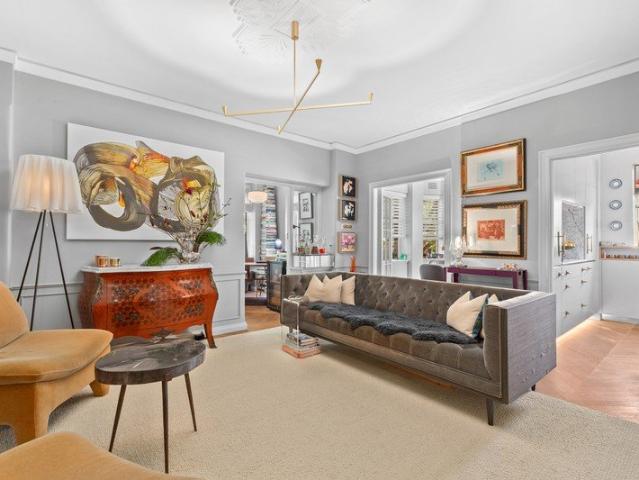 Apartment for sale in Elizabeth Bay, Sydney