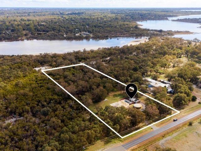 Land for sale in Ravenswood, Western Australia