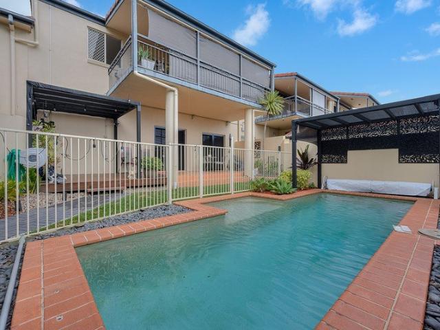 Townhouse for sale in Toombul, Queensland