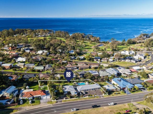Townhouse for sale in Mollymook, New South Wales