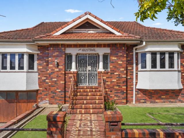 House for sale in Coorparoo, Greater Brisbane