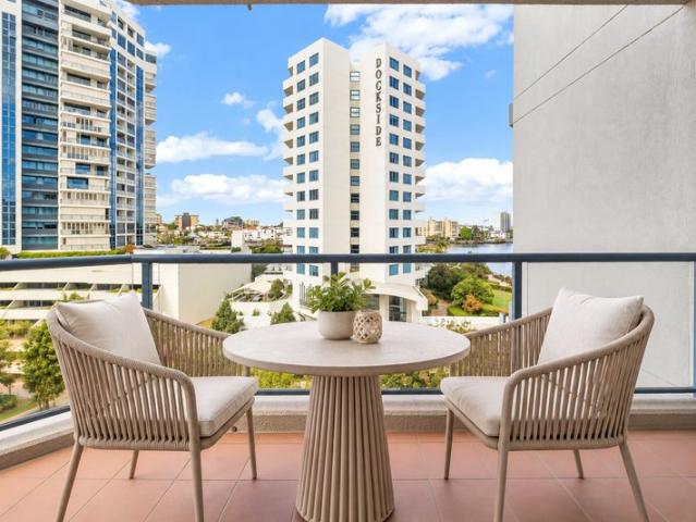 Apartment for sale in Kangaroo Point, Greater Brisbane