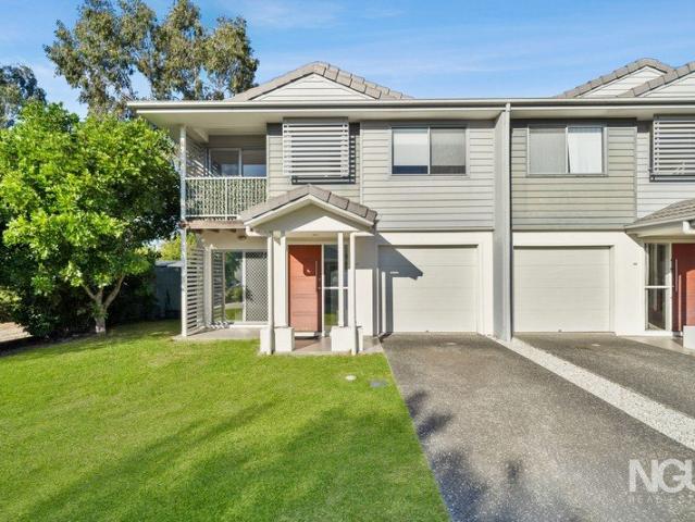 Townhouse for sale in Toombul, Queensland