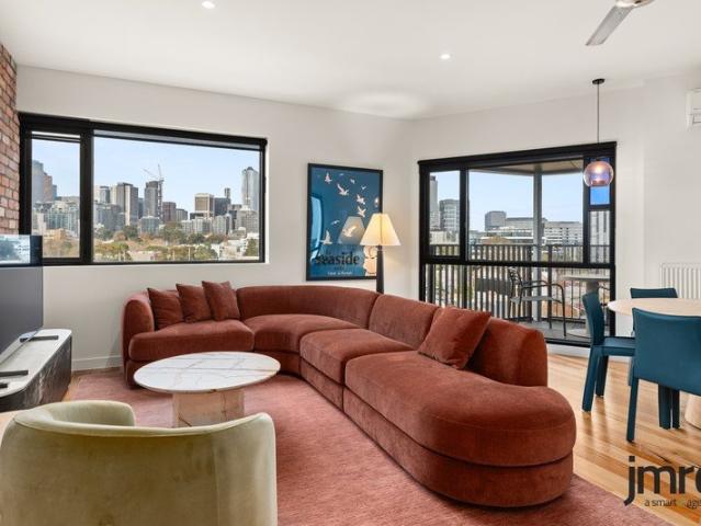 Apartment for sale in West Melbourne, Melbourne