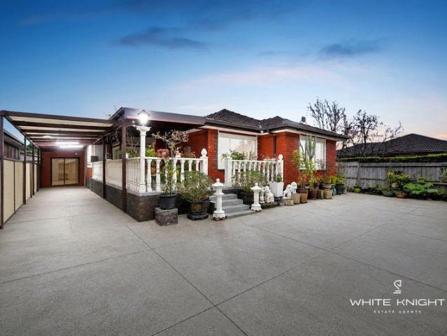 House for sale in Deer Park, Melbourne