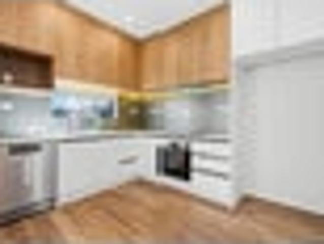 Townhouse for sale in Paremoremo, Oroua County