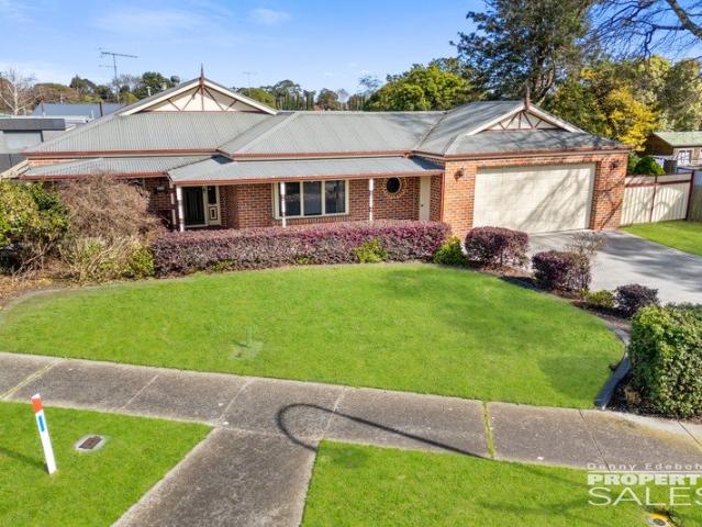 House for sale in Coalville, Victoria