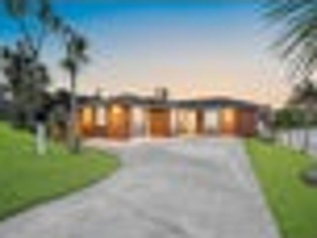 House for sale in Massey West, Henderson-Massey
