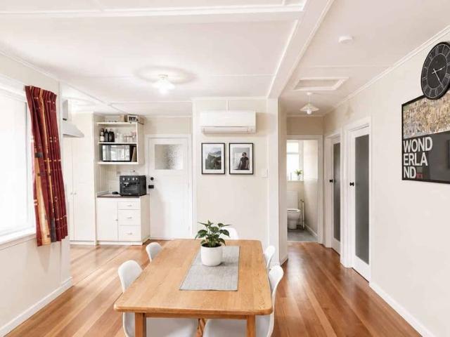 House for rent in Chaslands, Canterbury