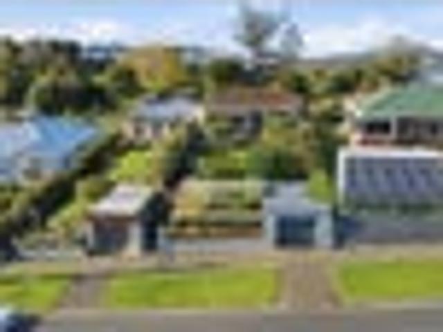House for sale in Otakou