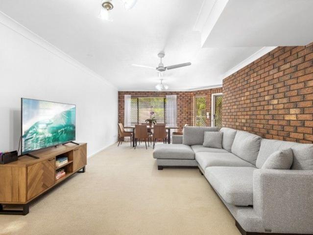 Apartment for sale in Kings Creek, Queensland