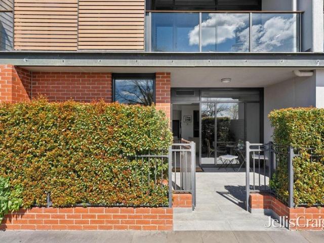 Apartment for sale in Lake Wendouree, Ballarat