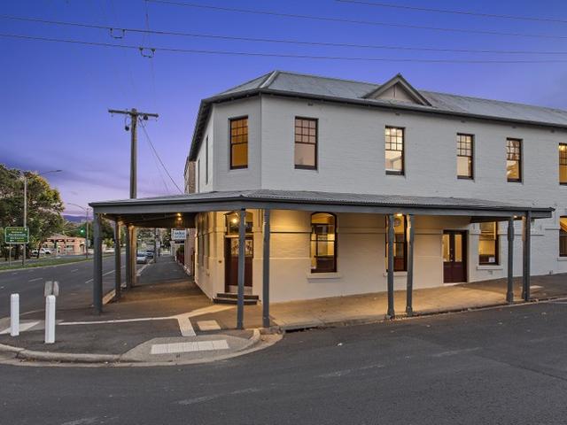 Townhouse for sale in Castlemaine, Victoria