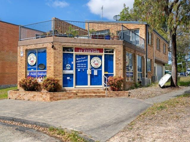 House for sale in Chain Valley Bay, Central Coast Council