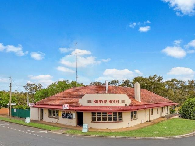 Property for sale in Cavendish, Victoria