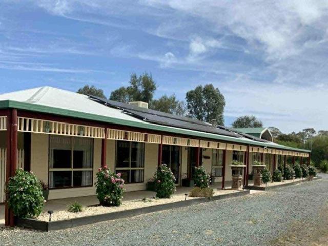 Cottage for sale in Rushworth, Victoria